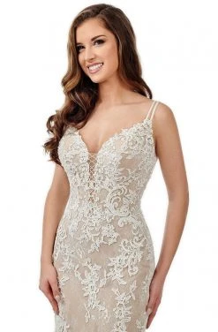 Lo'Adoro Bridal By Rachel Allan - M755 Plunging V Neck Lace Tule Gown 9 Lo'Adoro Bridal By Rachel Allan - M755 Plunging V Neck Lace Tule Gown