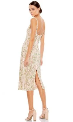 Mac Duggal - 10755 Embellished Scoop Neck Sheath Dress