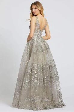 Mac Duggal Evening - 20191D Applique Deep V-neck Ballgown