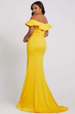 Mac Duggal Fabulouss - 67217F Ruffled Off-Shoulder Trumpet Dress