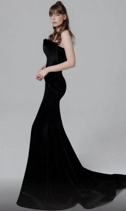 MNM COUTURE N0465 - Strapless Mermaid Evening Dress