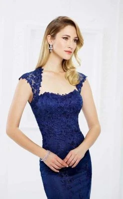 Mon Cheri Embroidered Lace Queen Anne Dress 217934 - 1 Pc Merlot In Size 12 Available