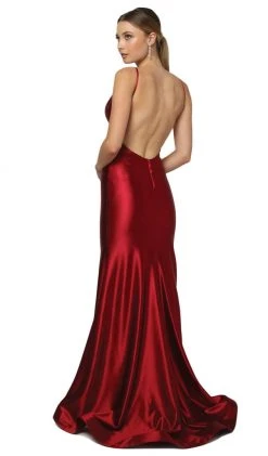 Nox Anabel - C227 Plunging V-neck Trumpet Dress With Open Back