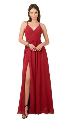 Nox Anabel - R275 Plunging V-neck A-line Dress With Slit