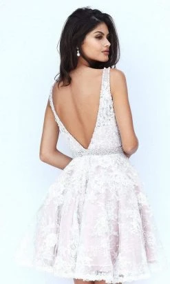 Sherri Hill - 50656 V-Neckline Laced Short Dress