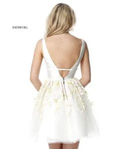 Sherri Hill - 51879 Short Deep V-neck Embroidered A-line Dress