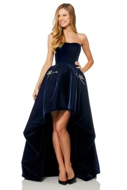 Sherri Hill - 52144 Strapless Velvet Ball Dress