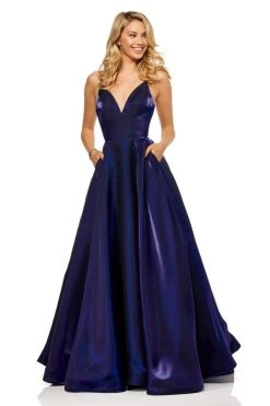 Sherri Hill - 52424 V-Neck Open Back Evening Dress