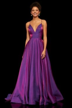 Sherri Hill - 52424 V-Neck Open Back Evening Dress