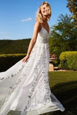 Sherri Hill - 52461 Beaded V-Neck A-Line Evening Dress