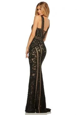 Sherri Hill - 52611 V-Neck Beaded Trumpet Dress
