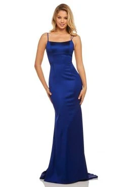 Sherri Hill - 52613 Long Scoop Neck Fitted Dress With Train
