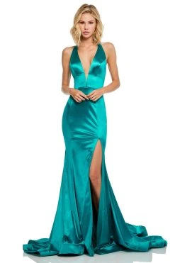 Sherri Hill - 52702 Deep Halter V-neck Mermaid Dress With Train