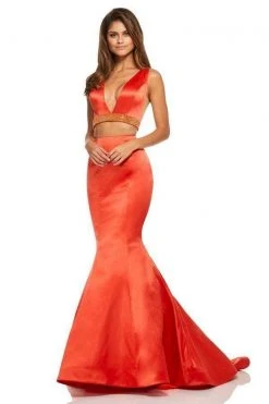 Sherri Hill - 52762 Fitted Two Piece Plunging V-Neck Dress