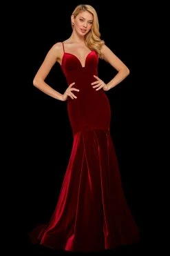 Sherri Hill - 53137 Deep V-neck Velvet Mermaid Dress With Train