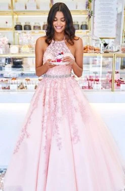 Sherri Hill - 53371 Embroidered Halter Tulle A-Line Dress