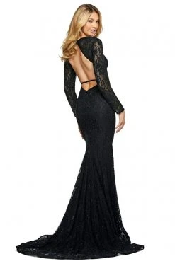 Sherri Hill - 53682 Long Sleeve Lace Sheath Dress