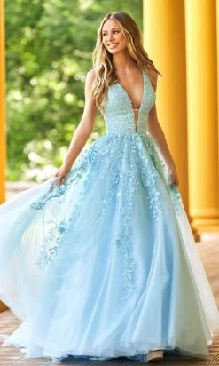 Sherri Hill - 54937 Lace Detailed Tulle Gown